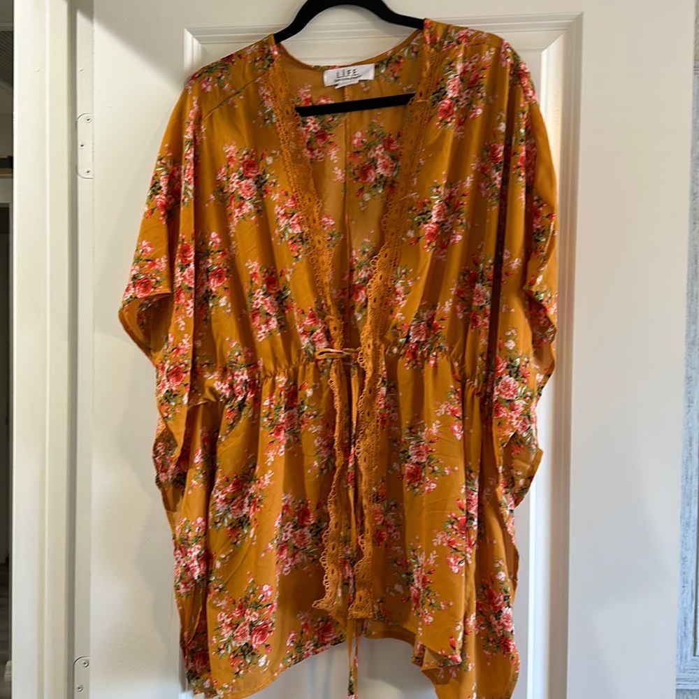Floral kimono
